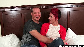 Madura Milf Disfruta Tragando Tu Leche