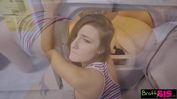 Hermana Traviesa – Folla Con Mi Hermanastra Y Le Encantó